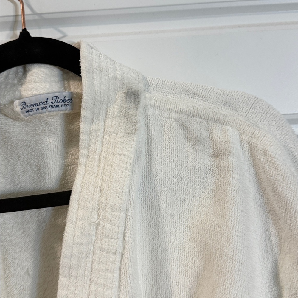 Arizona Biltmore Robe OS - Picture 3 of 5